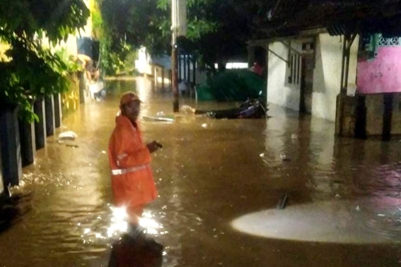 Akhir Pekan di Jakarta, Banjir Kembali&nbsp;Melanda