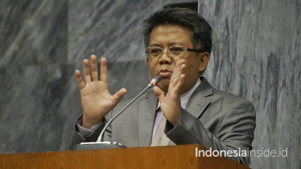 PKS Kok Genit Sih…!